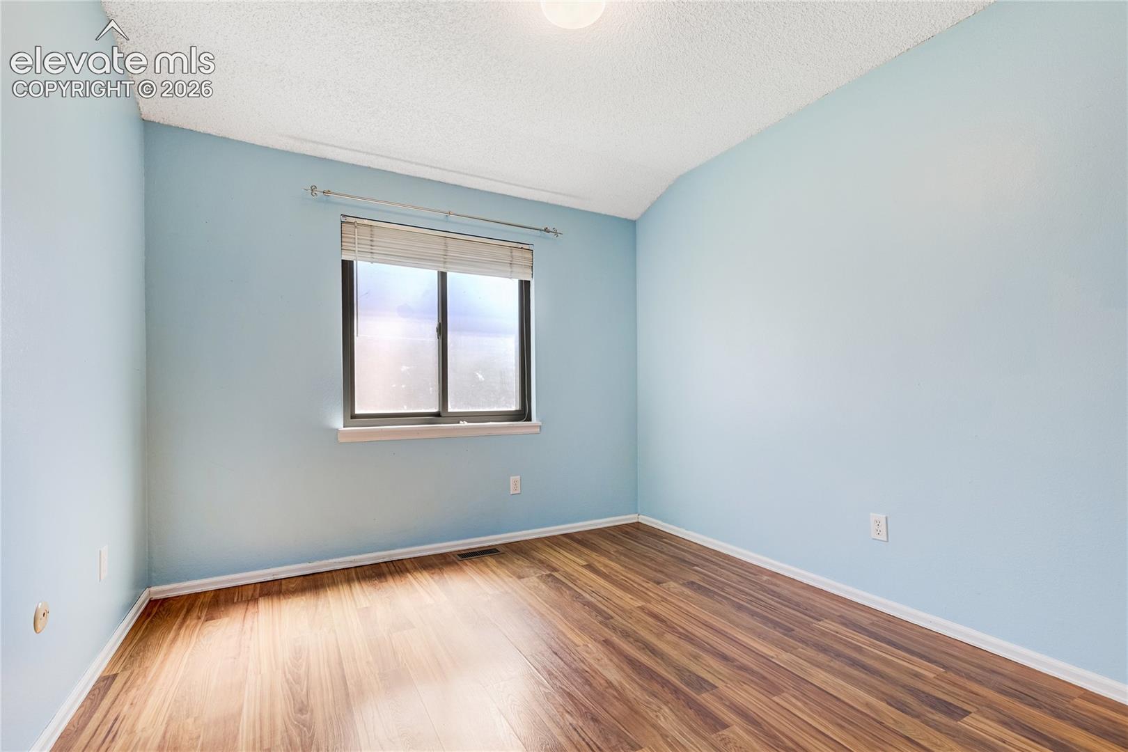 Listing photo 20 for 4875 Bluestem Drive