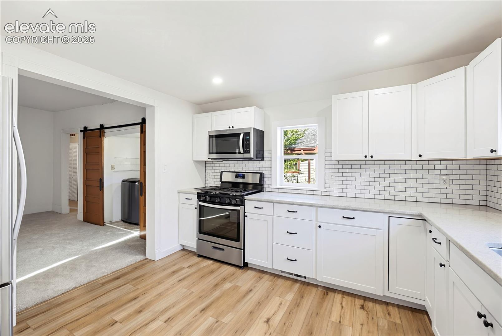 Listing photo 32 for 621 E Cache La Poudre Street