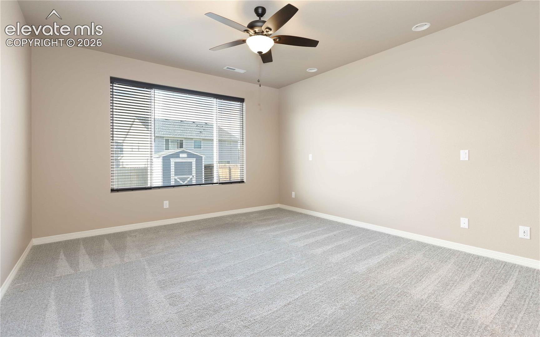 Listing photo 17 for 7684 Peachleaf Drive