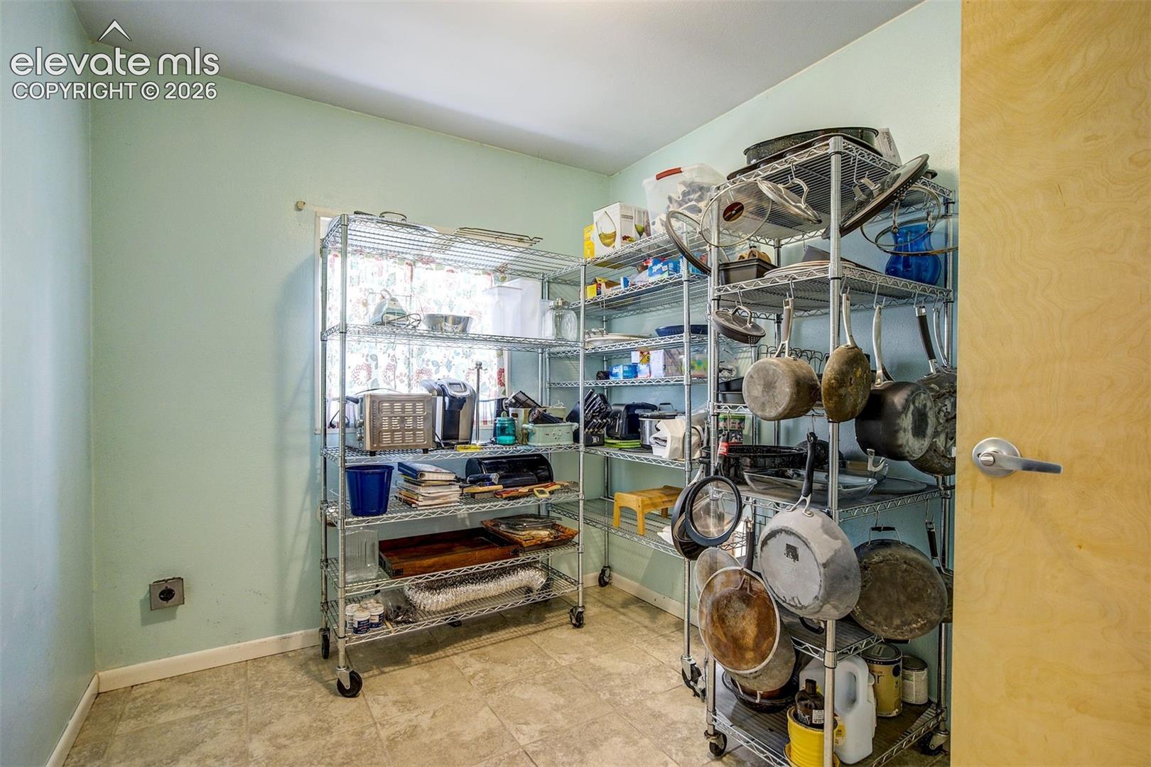 Listing photo 18 for 705 Grand Boulevard