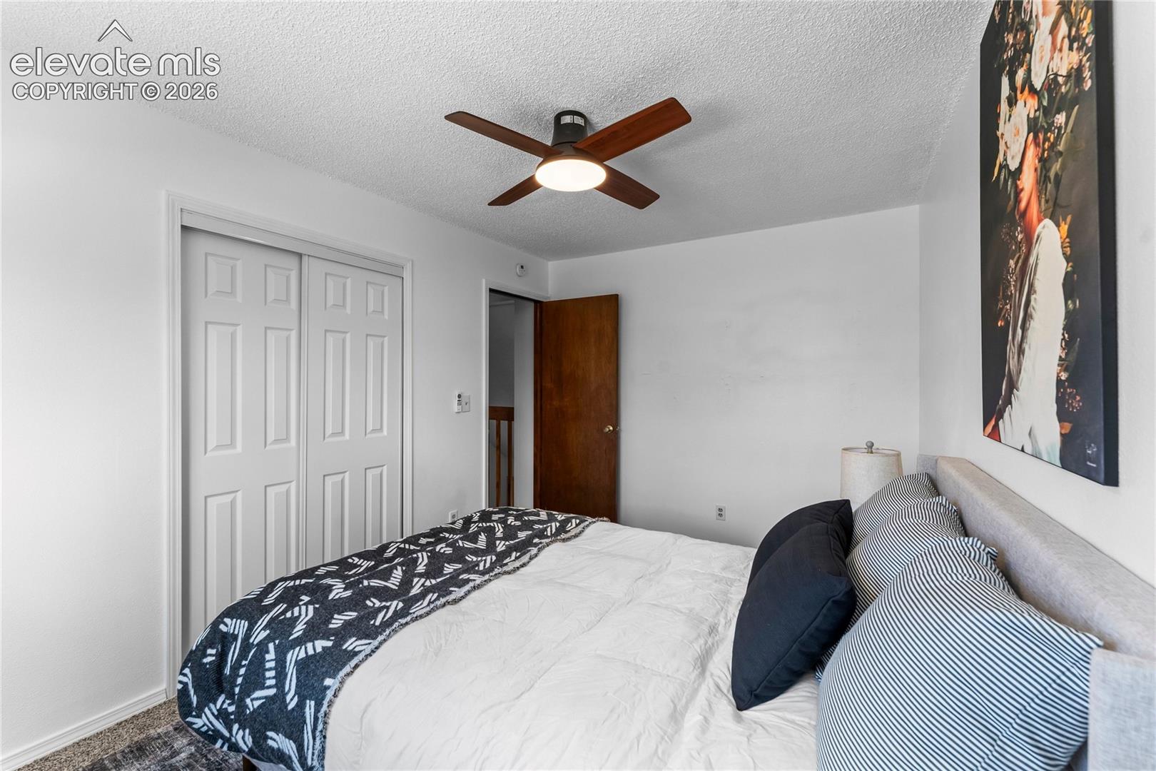 Listing photo 24 for 5870 Pemberton Way