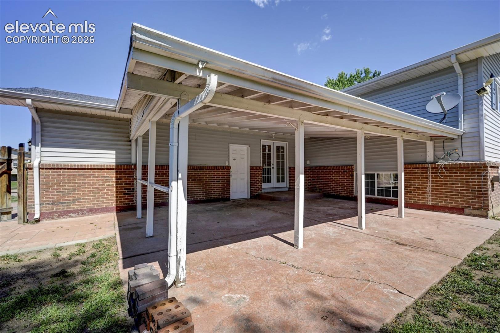 Listing photo 47 for 7443 Franconia Drive