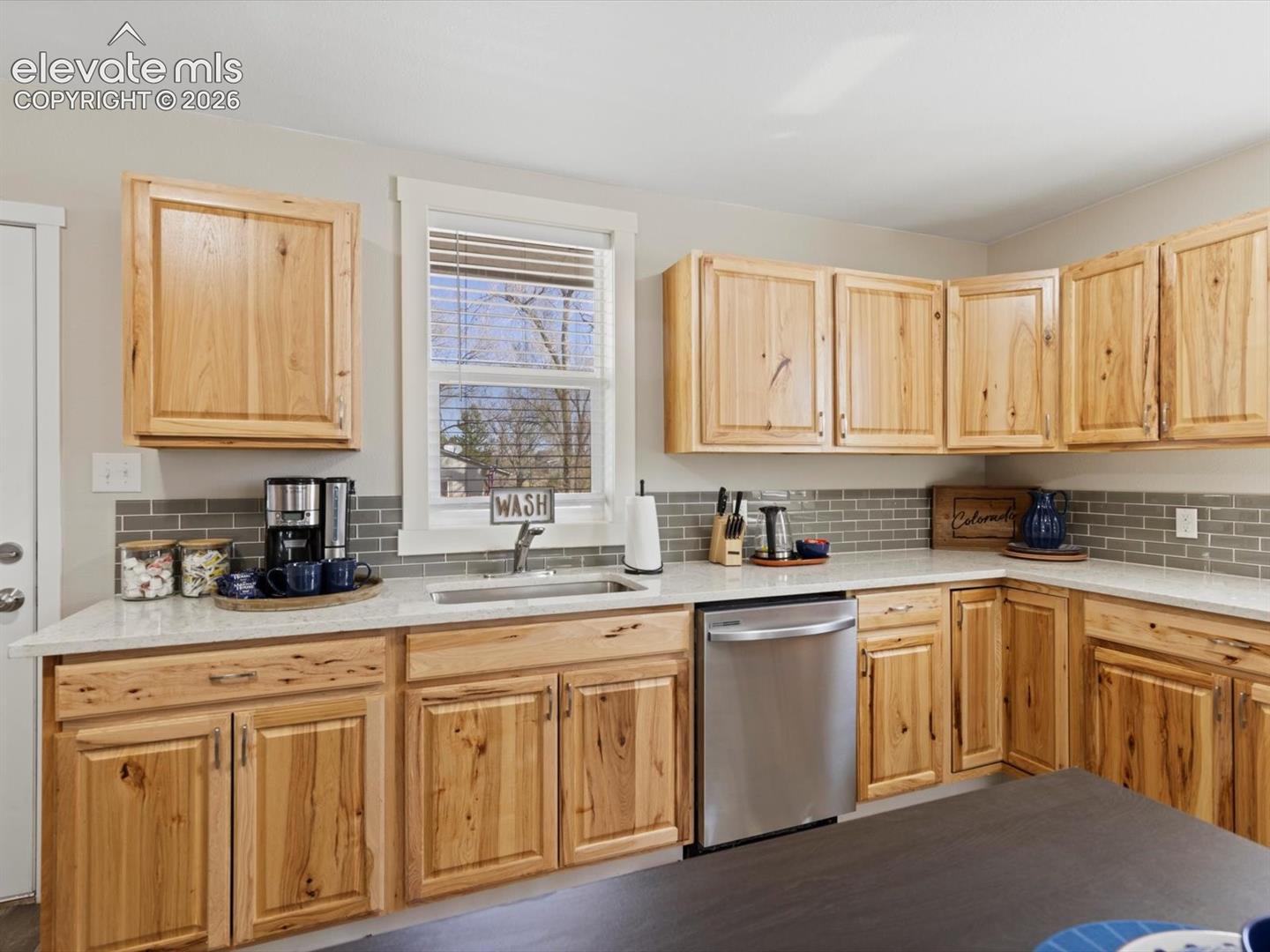 Listing photo 3 for 1222 Westend Avenue