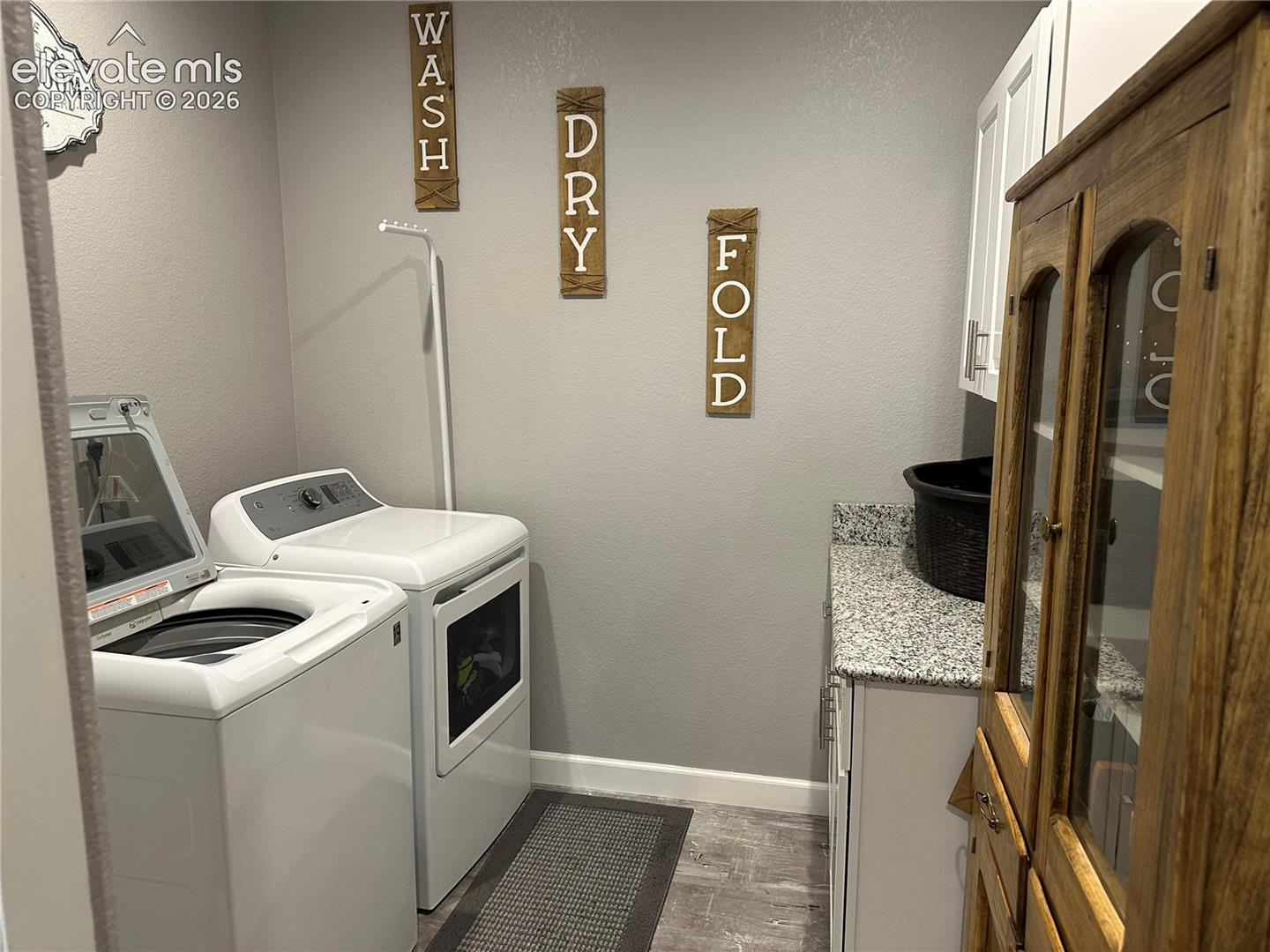 Listing photo 31 for 2064 W Hesperus Drive