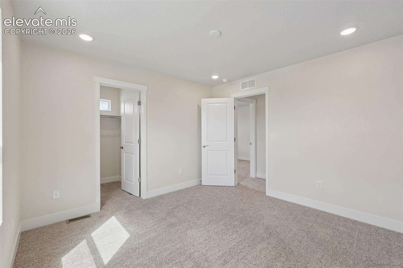 Listing photo 33 for 3005 Curly Grove