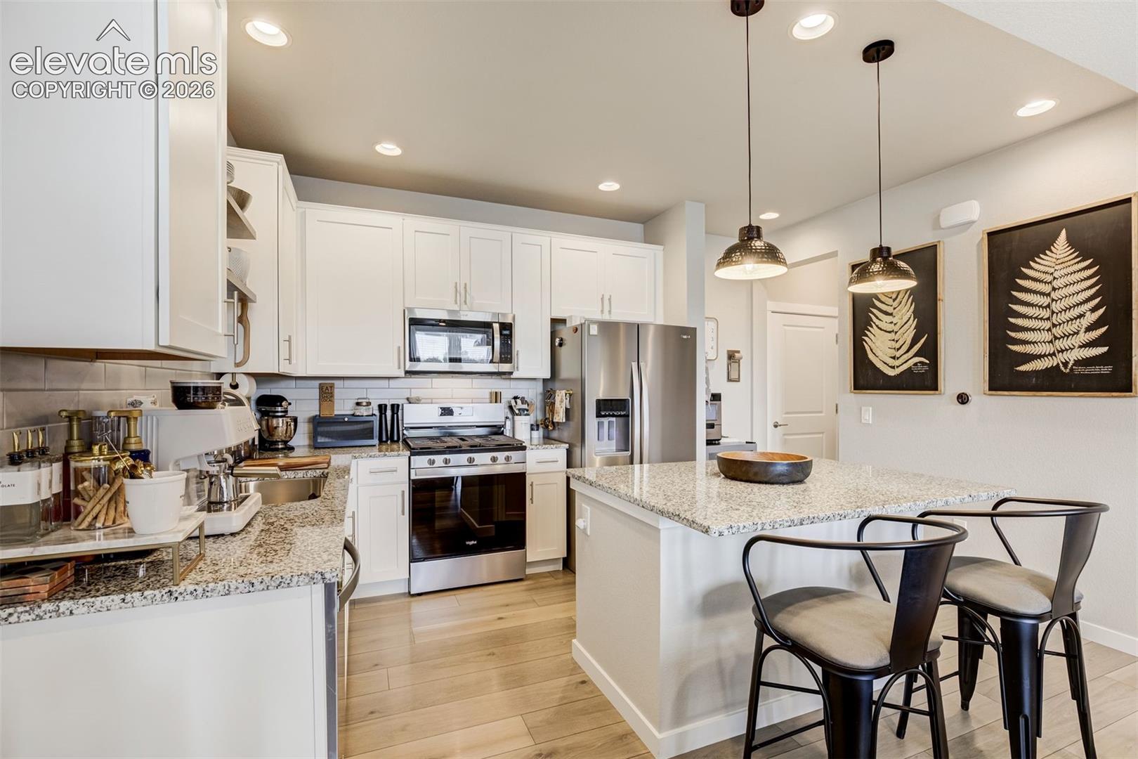 Listing photo 14 for 3635 Levy Park Drive
