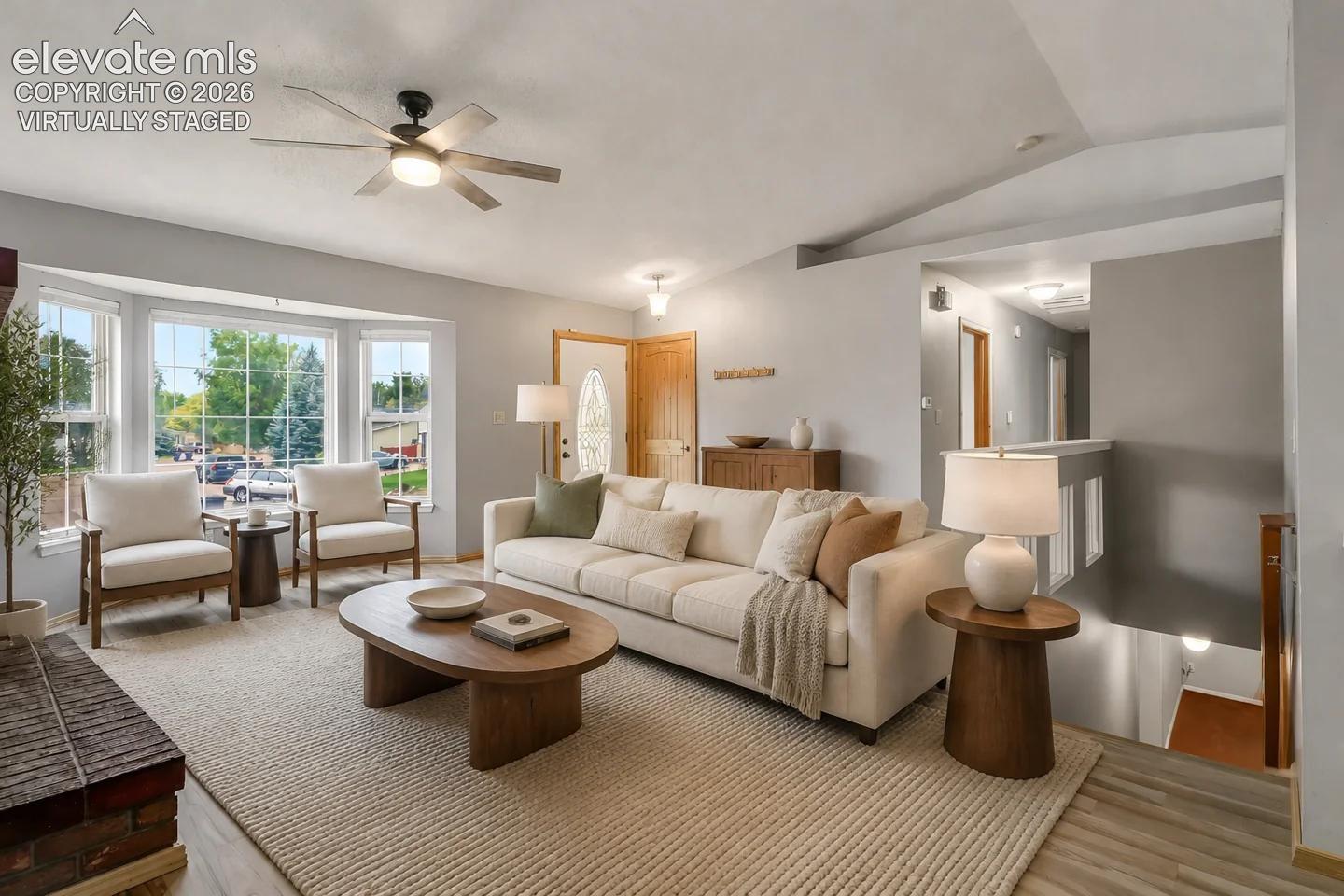 Listing photo 4 for 9650 Dutch Elm Drive