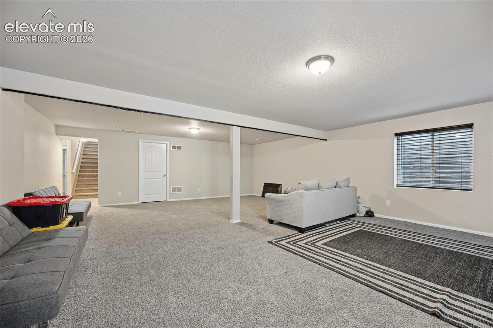 Listing photo 27 for 1114 E Laramie Avenue