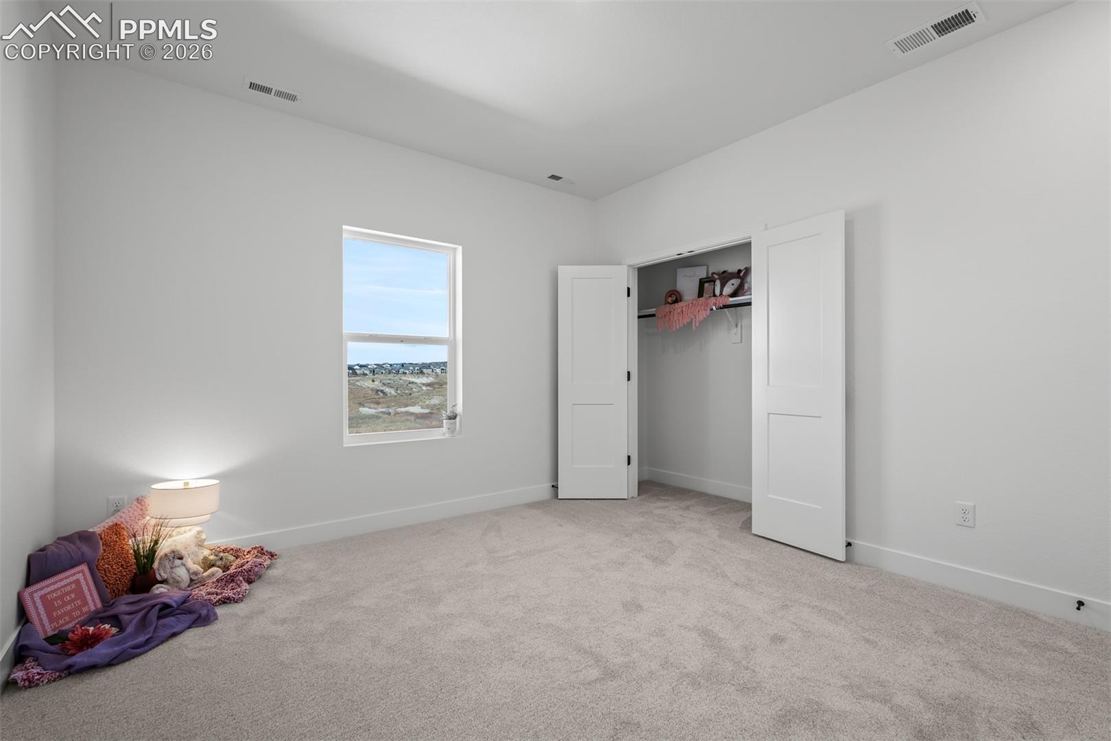 Listing photo 25 for 8850 Frolic View