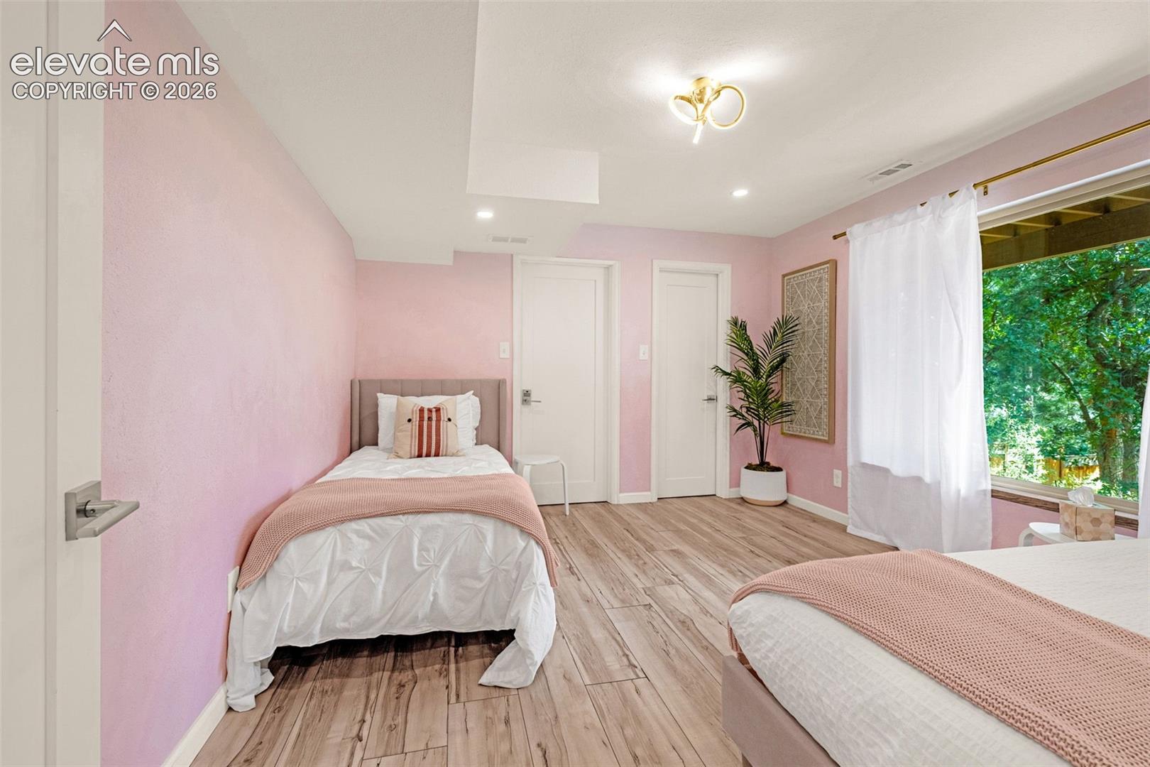 Listing photo 40 for 7169 Dark Horse Place