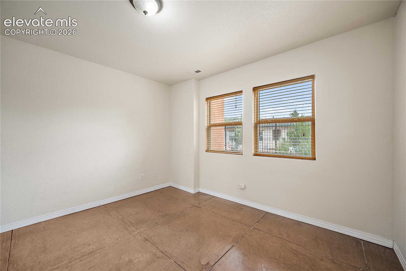 Listing photo 29 for 18 Taos Place