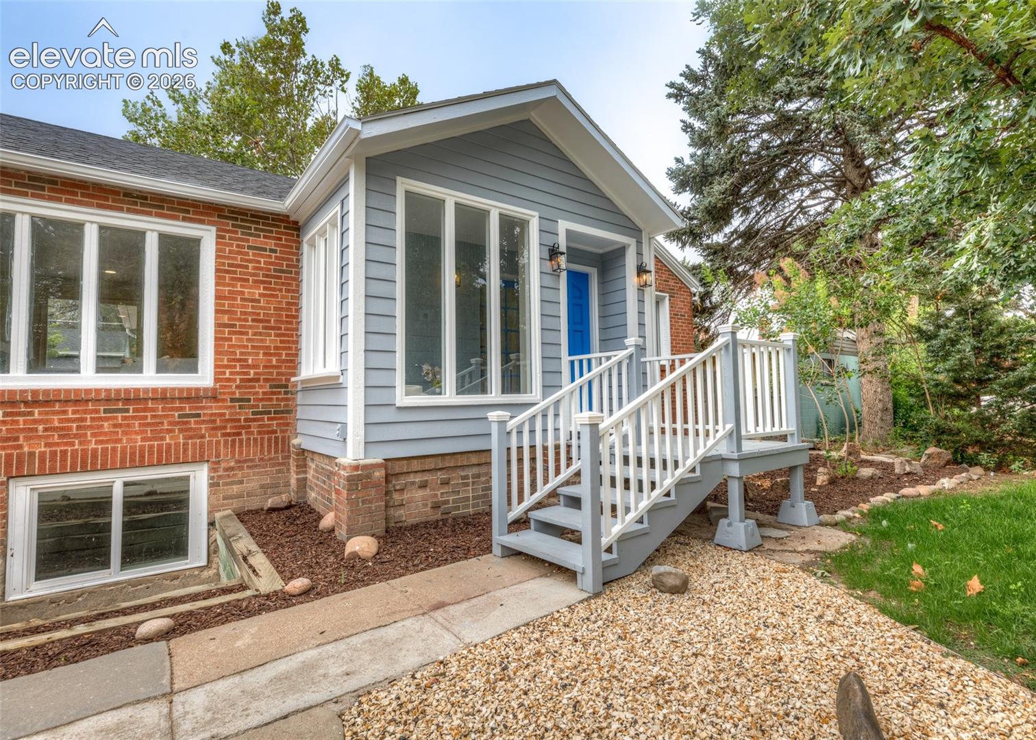 Listing photo 4 for 1306 W Abriendo Avenue
