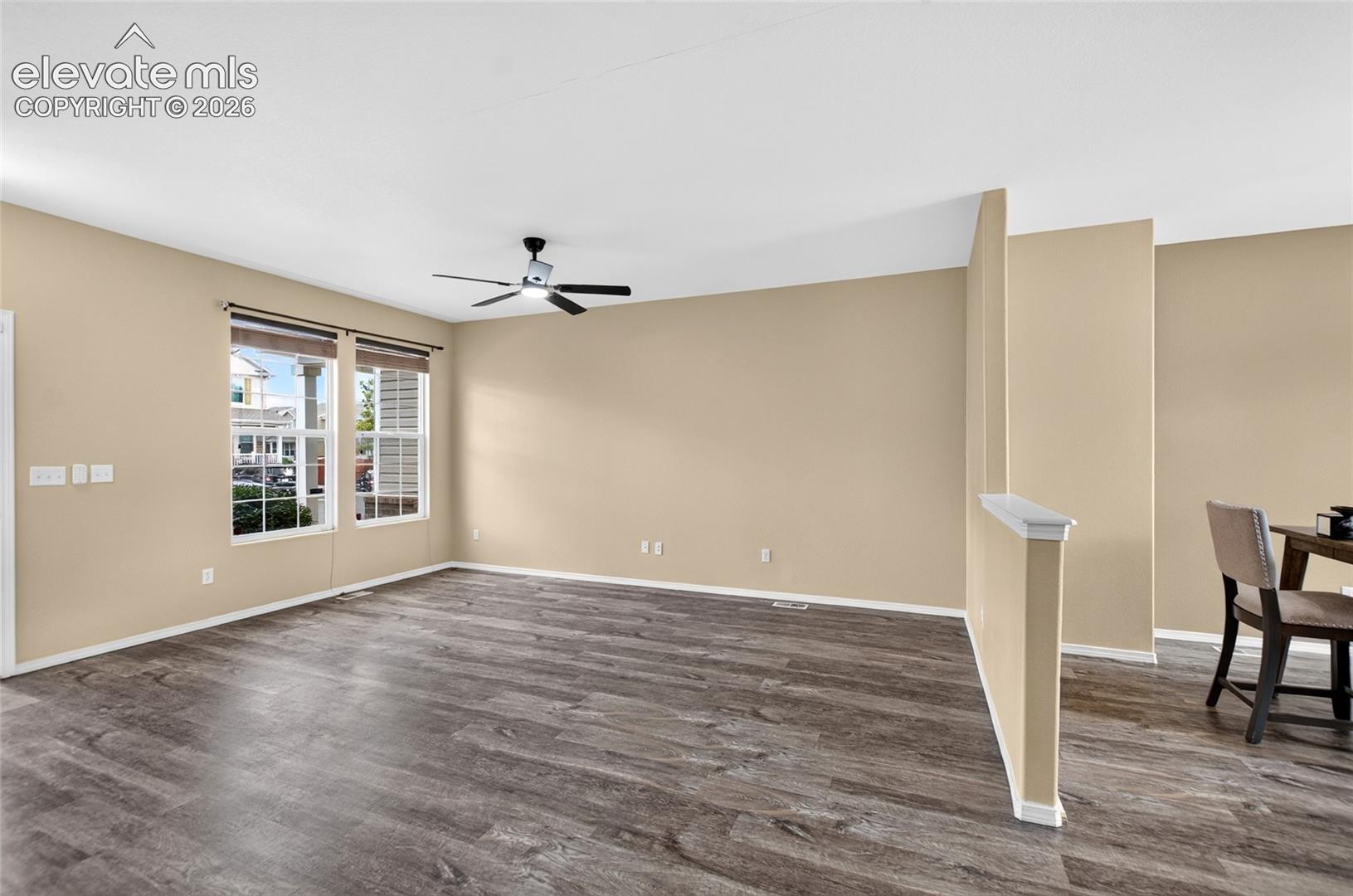 Listing photo 5 for 10576 Wells Point