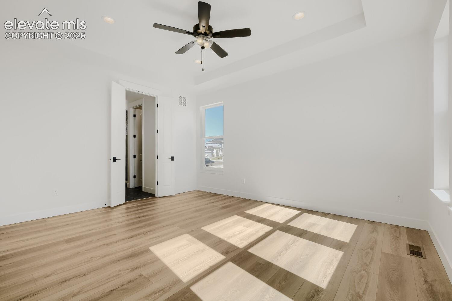 Listing photo 12 for 8653 Palo Alto Way