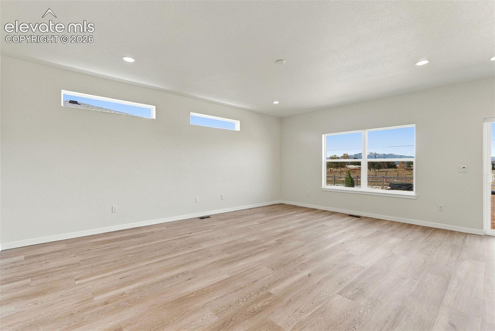 Listing photo 5 for 7934 Desert Wrangler Drive
