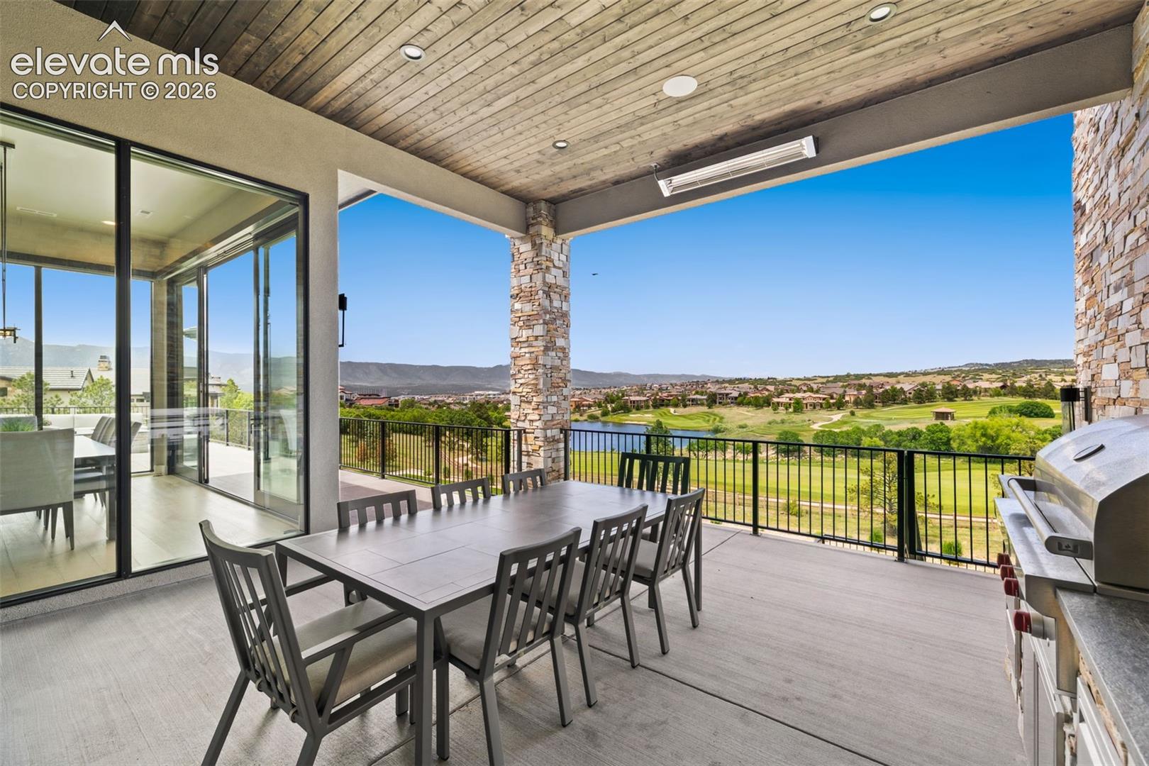 Listing photo 42 for 1484 Vine Cliff Heights