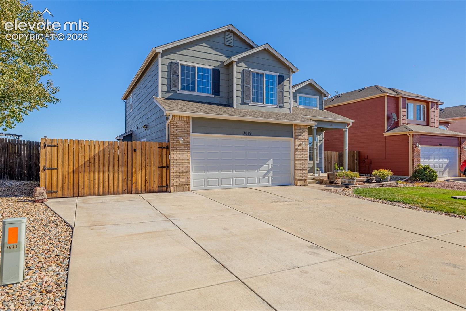 Listing photo 3 for 7619 Old Spec Road