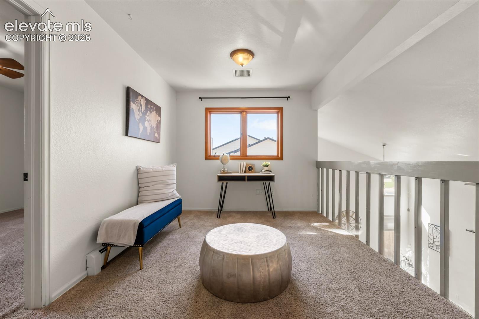 Listing photo 5 for 111 Ironweed Drive
