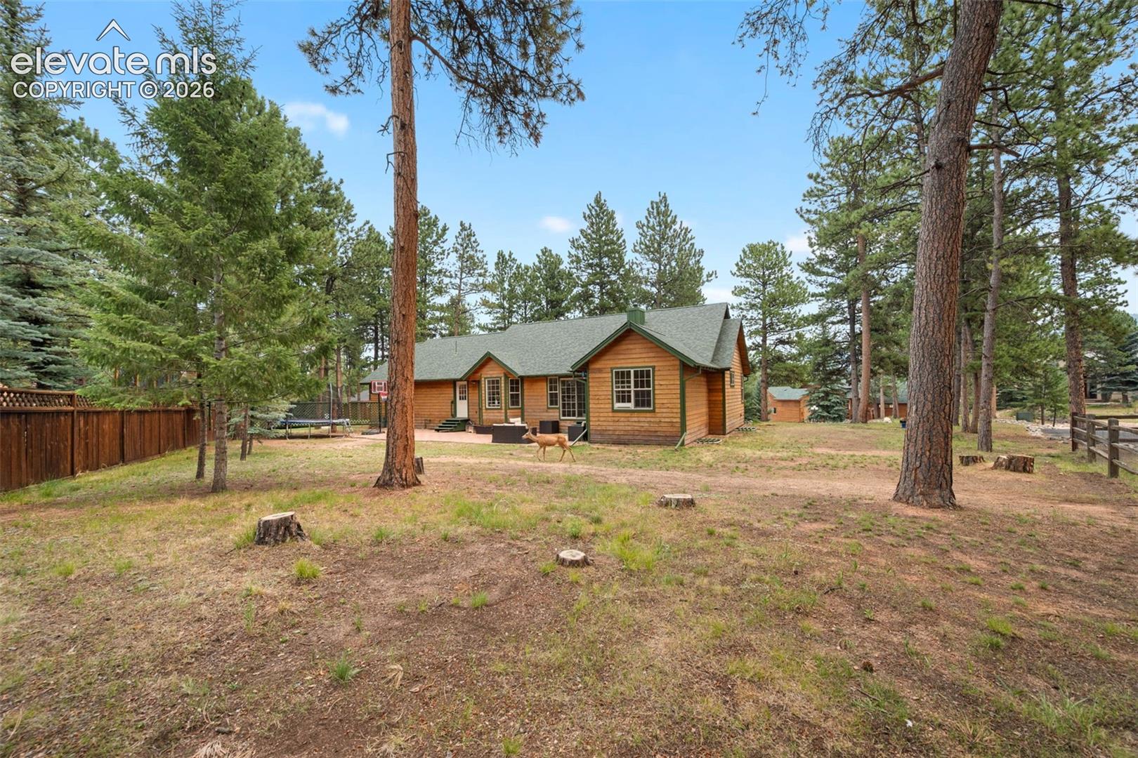 Listing photo 31 for 1400 Eagle Trace Court