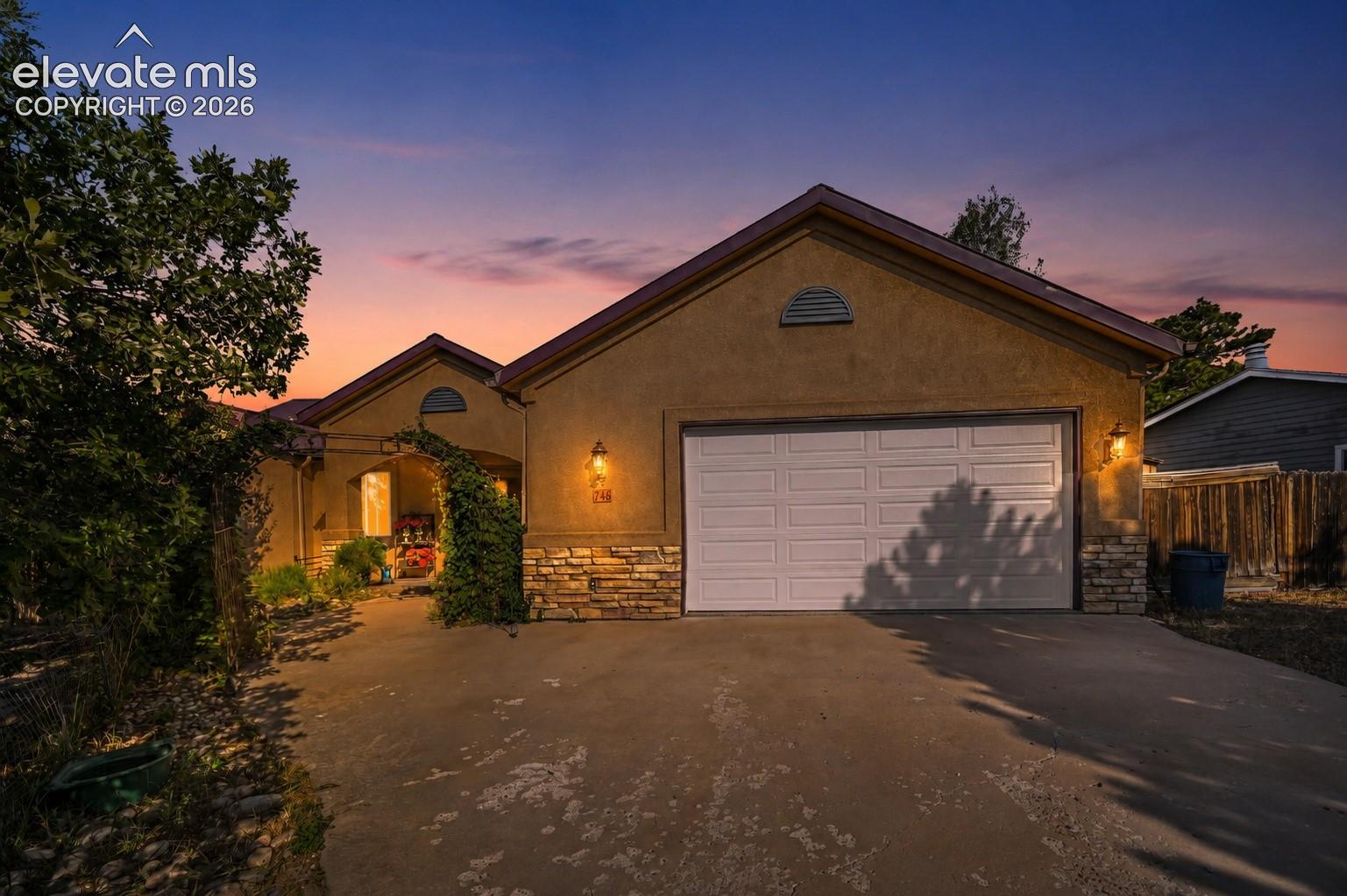 746 Westward Lane