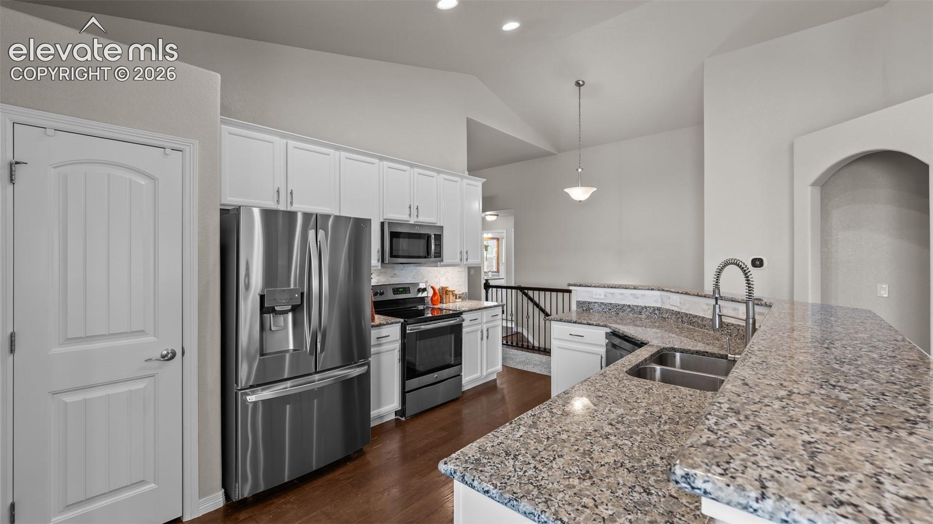 6754 Phantom Way, photo 10