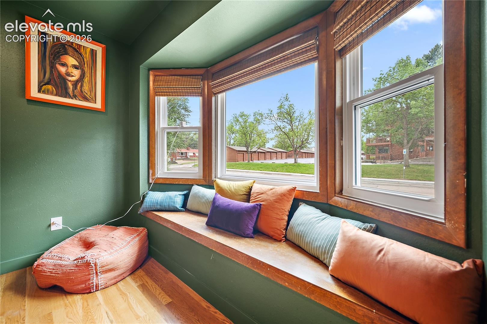 Listing photo 8 for 2414 E Caramillo Street
