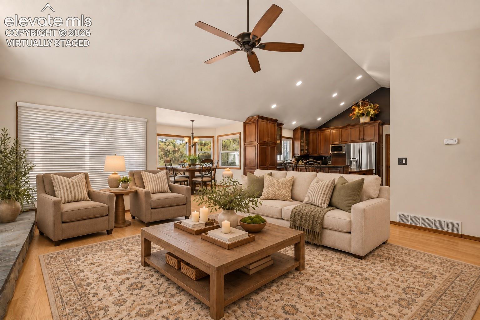 Listing photo 4 for 17815 Saddlewood Road
