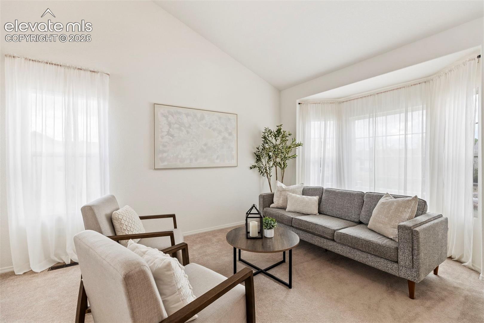 Listing photo 4 for 11213 Palmers Green Drive