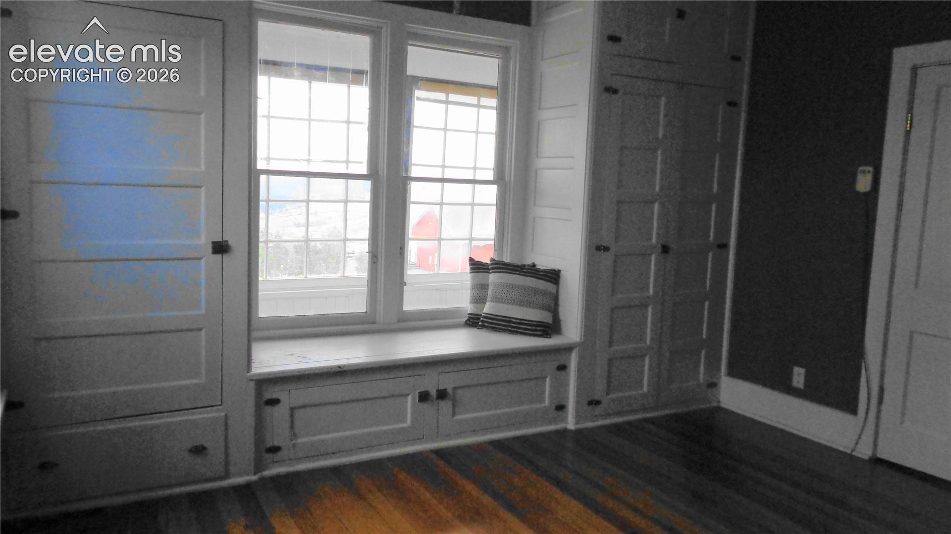 Listing photo 17 for 313 E Golden Avenue