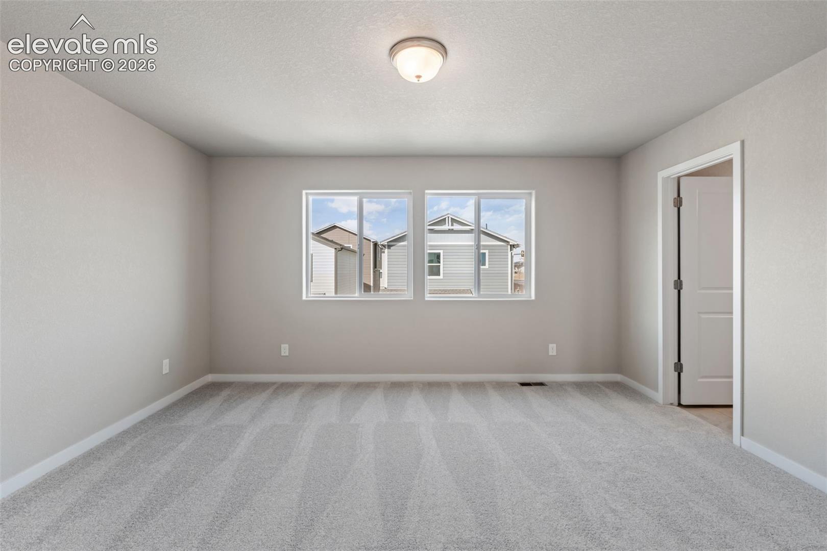 Listing photo 20 for 4536 Hawk Haven View