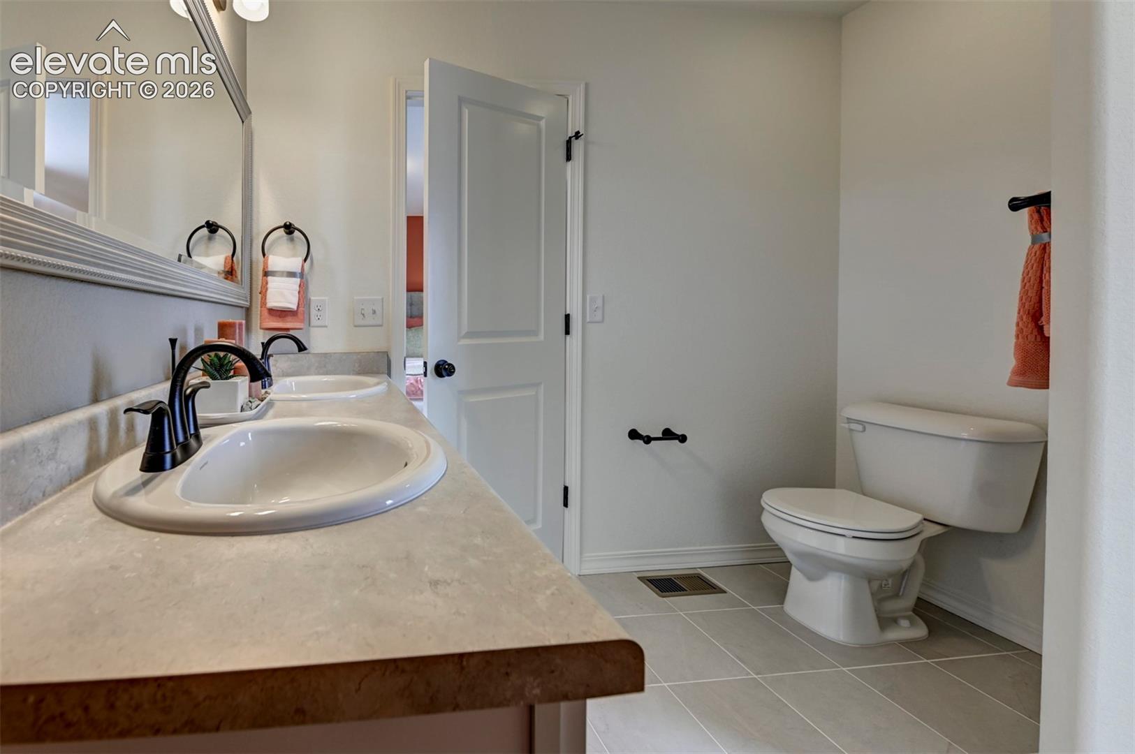 Listing photo 15 for 13674 Nederland Drive
