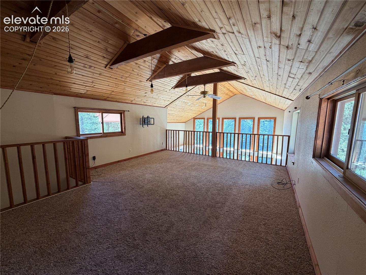 Listing photo 14 for 124 Trout Creek Drive