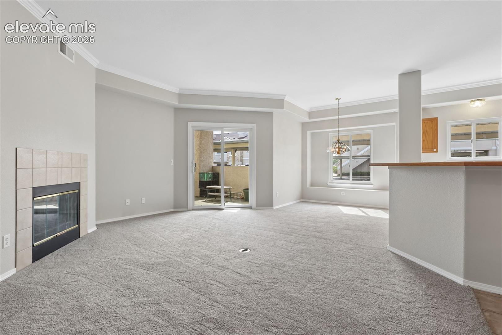 Listing photo 3 for 3910 Strawberry Field Grove A