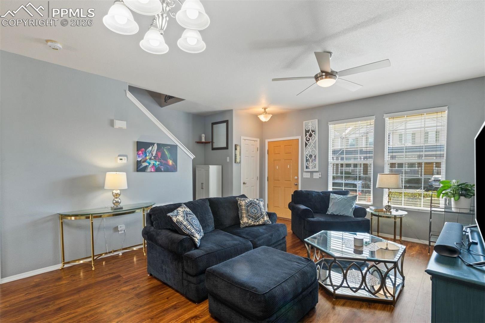 Listing photo 2 for 10580 Wells Point