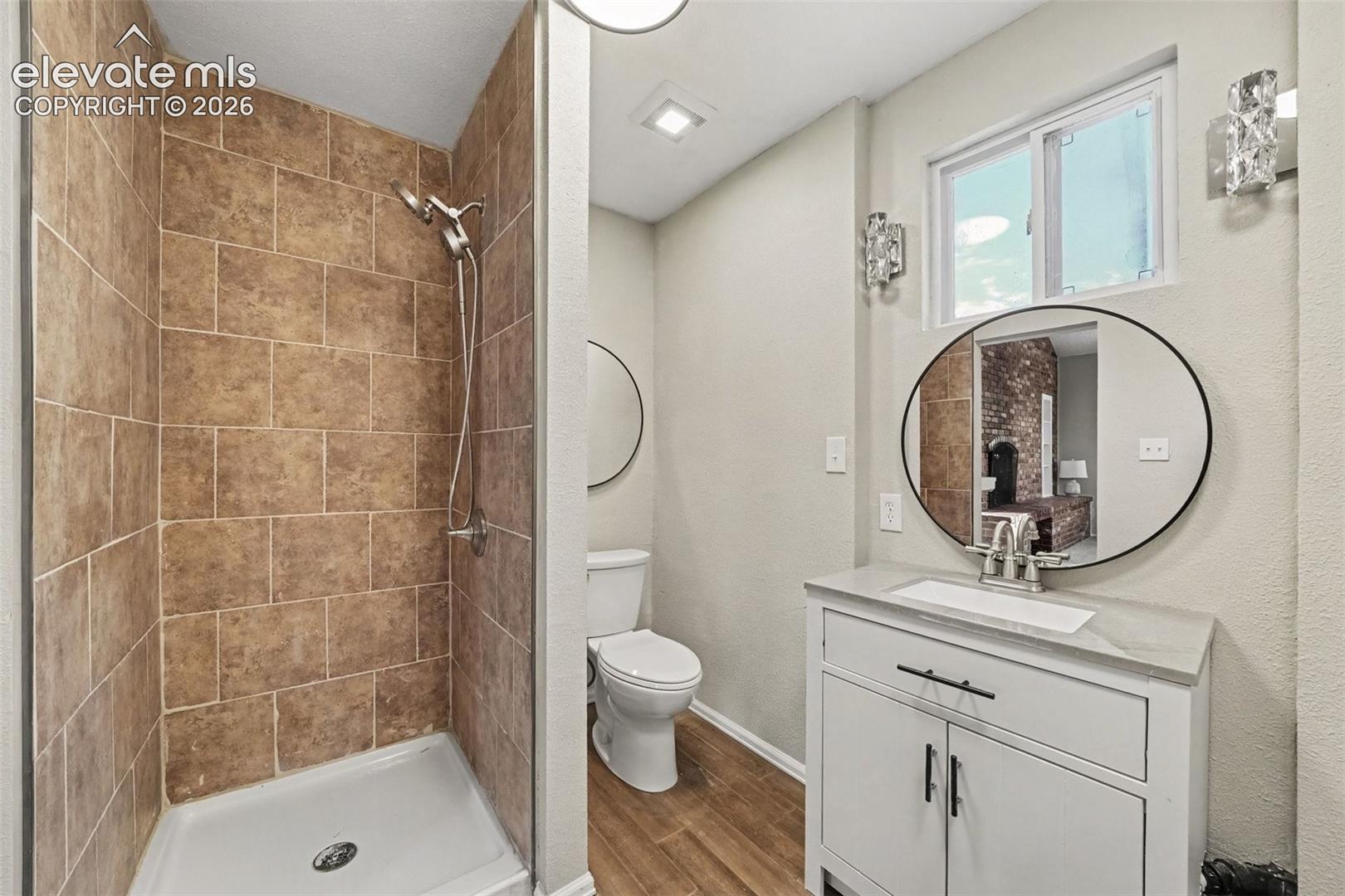 Listing photo 13 for 1275 Berglind Road
