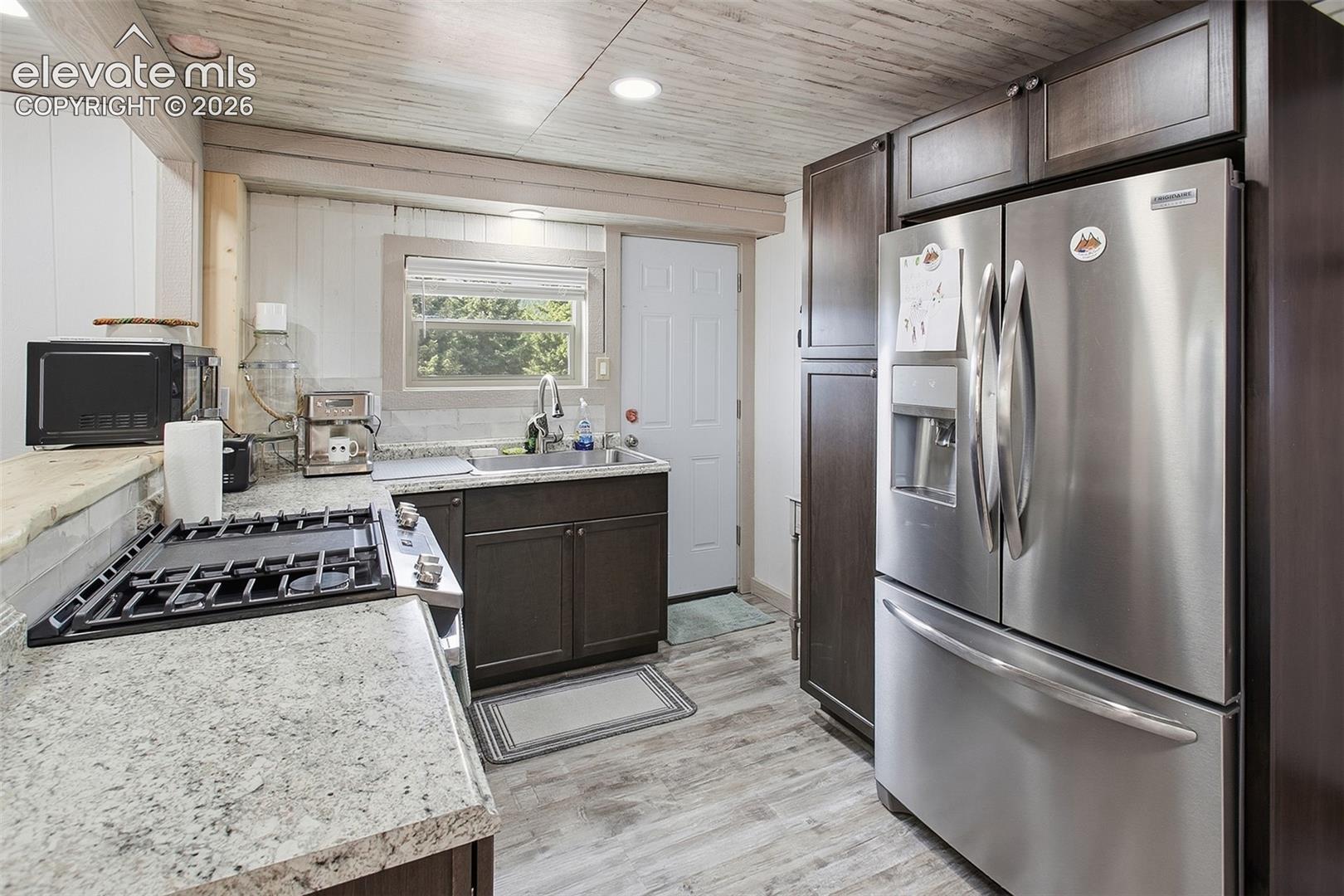 Listing photo 40 for 12458 S Highway 67