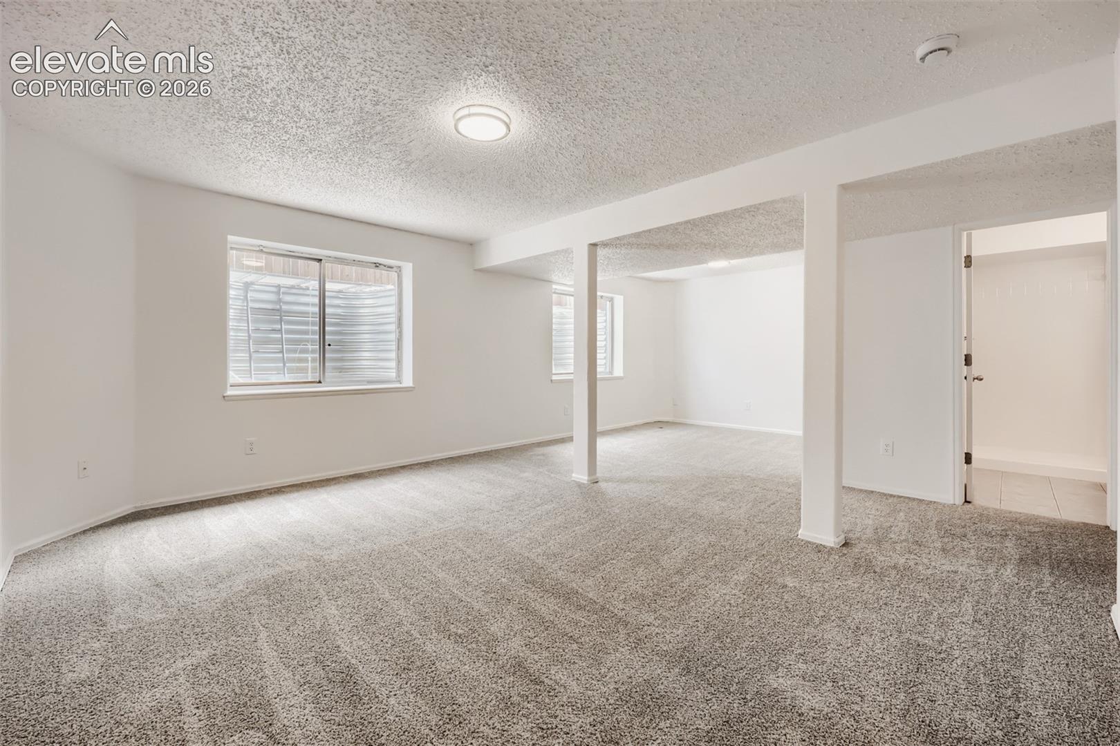 Listing photo 34 for 437 Kearney Avenue