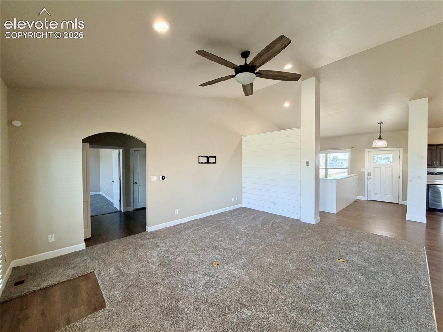 Listing photo 44 for 698 W McCulloch Boulevard