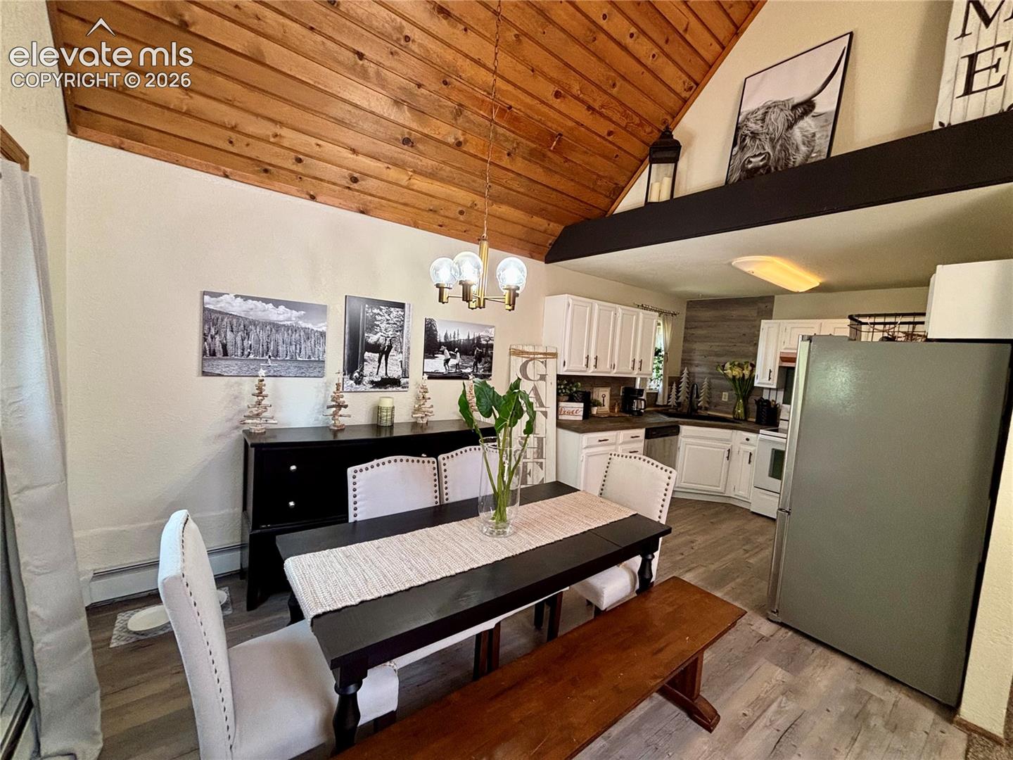 Listing photo 8 for 410 Hillcrest Avenue