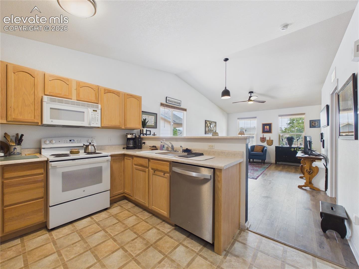 Listing photo 17 for 1225 Silver Hawk Court