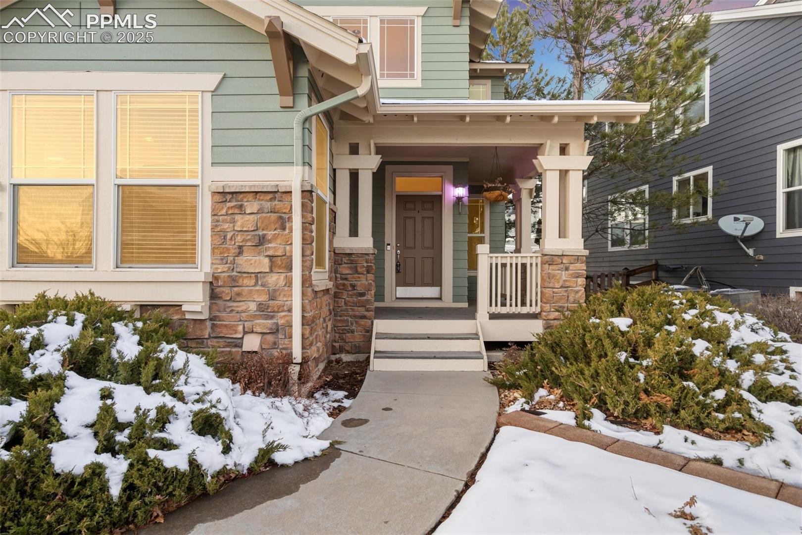 Listing photo 11 for 3465 Fantasy Place