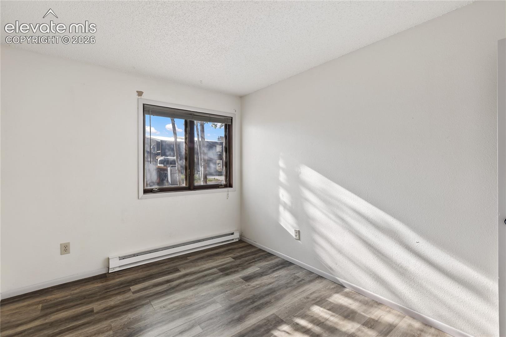 Listing photo 23 for 401 Forest Edge Road A5