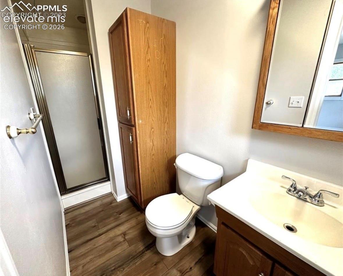 Listing photo 16 for 501 birch Drive