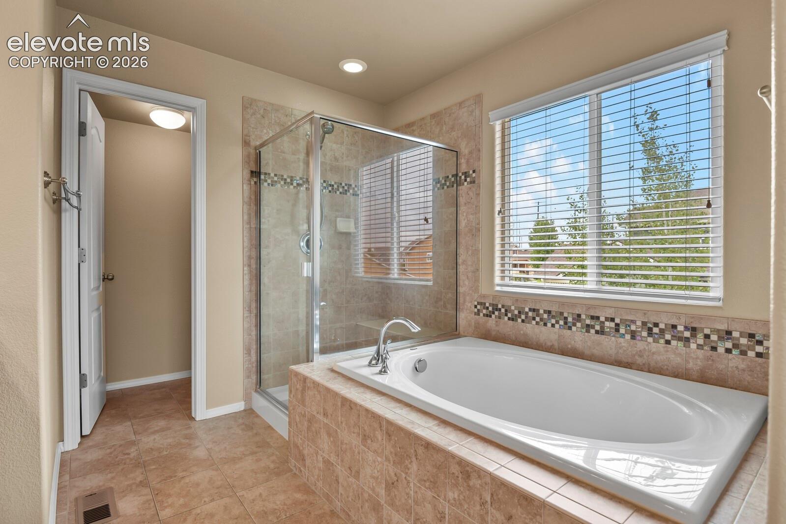 Listing photo 27 for 7914 Antelope Meadows Circle