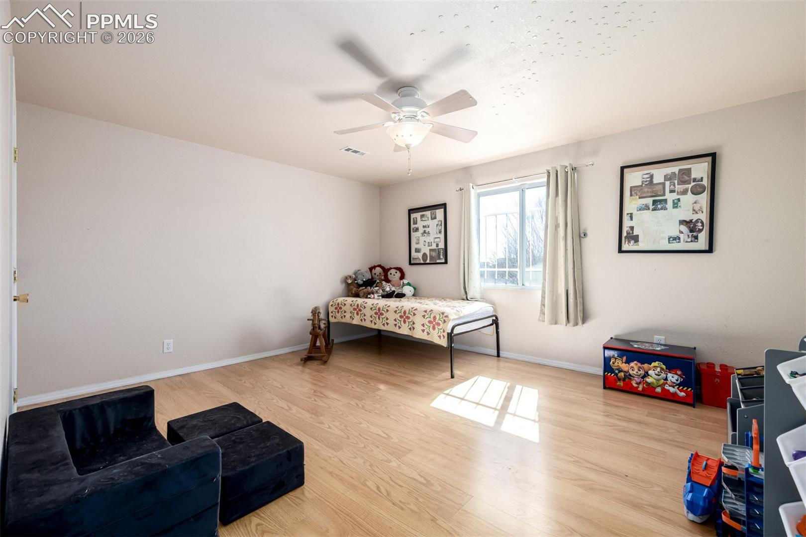 Listing photo 18 for 830 Winebrook Way