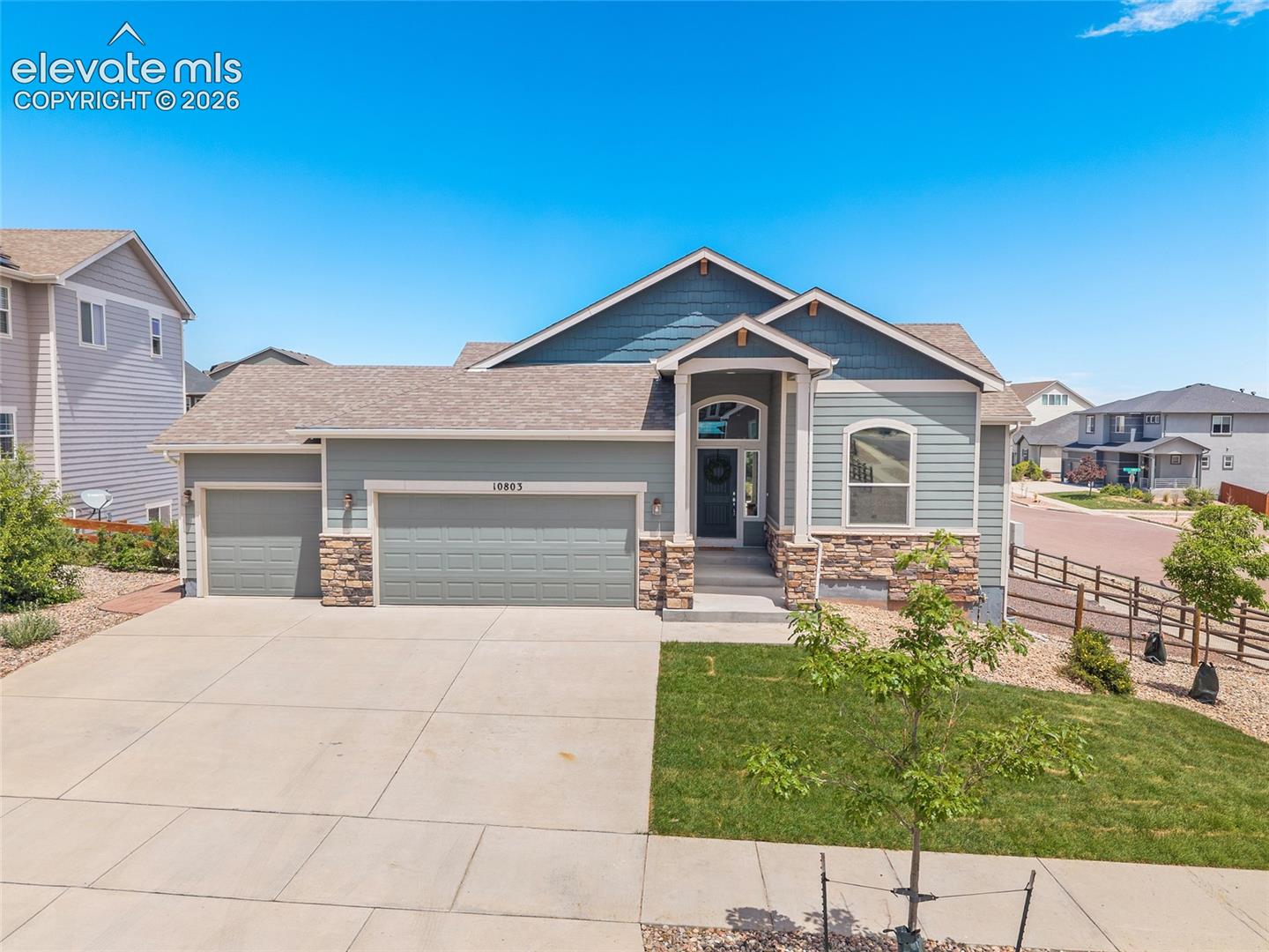 10803 Checo Way