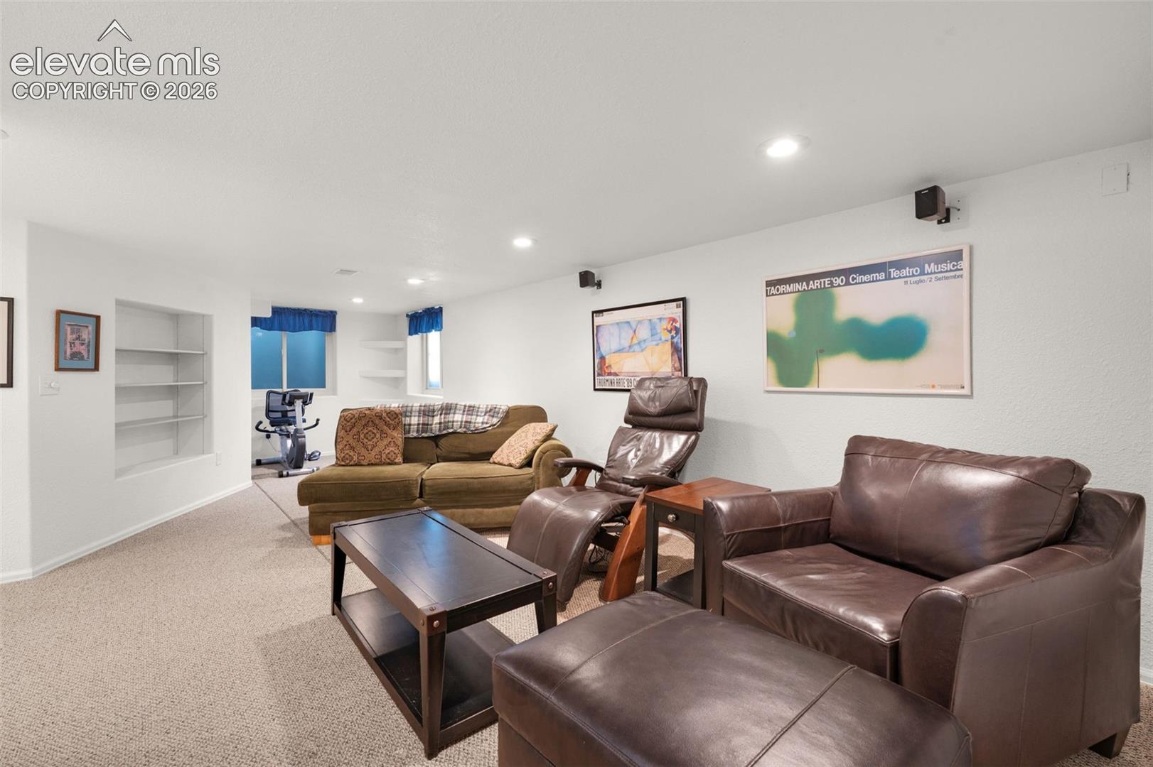 Listing photo 30 for 8965 Theriot Road