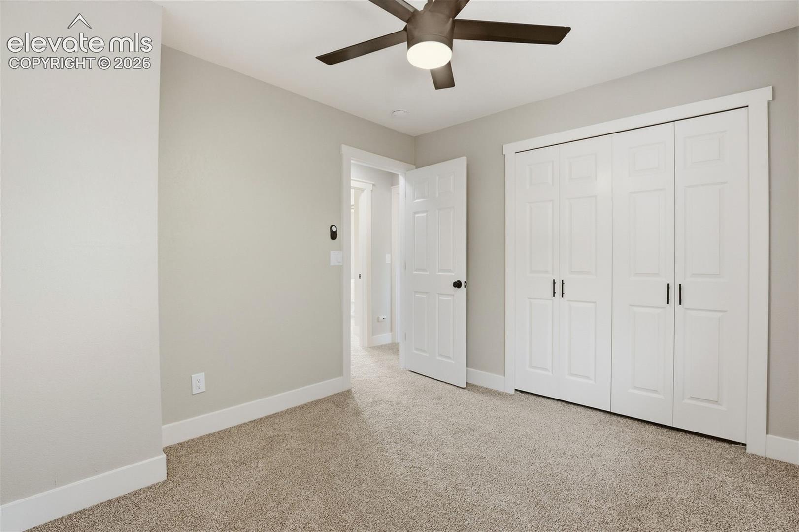 Listing photo 13 for 960 Crandall Drive