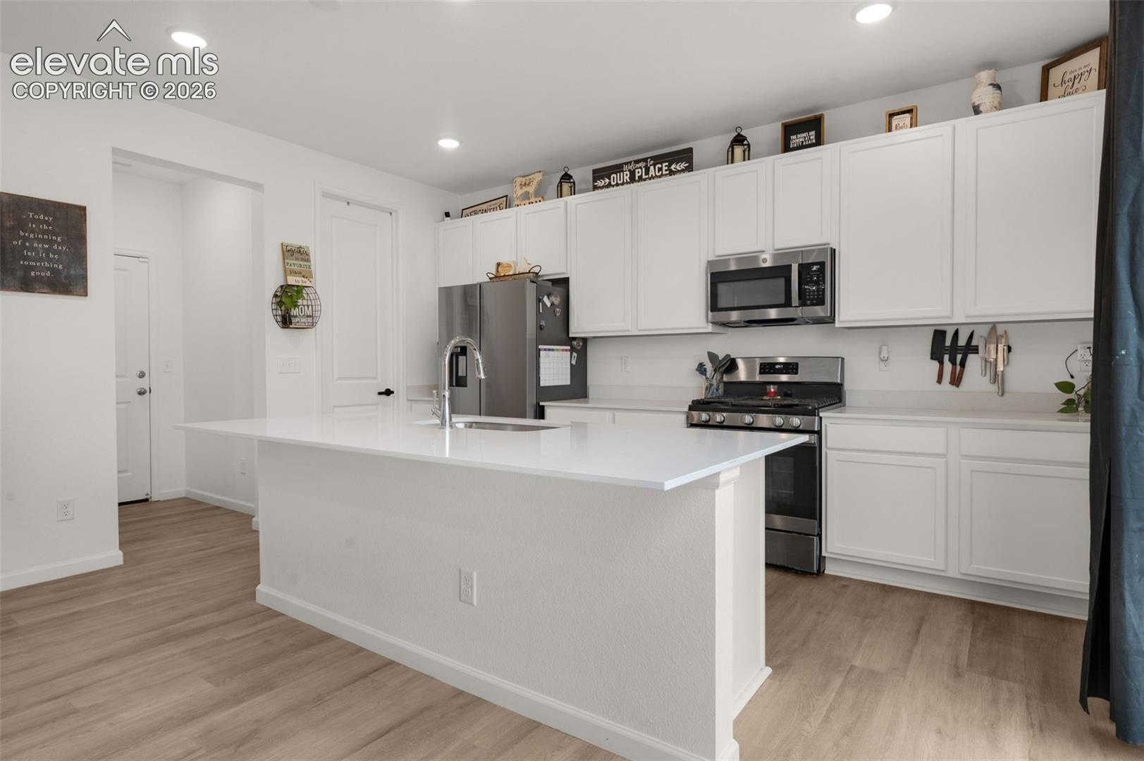 Listing photo 10 for 2501 Bella Terra Drive