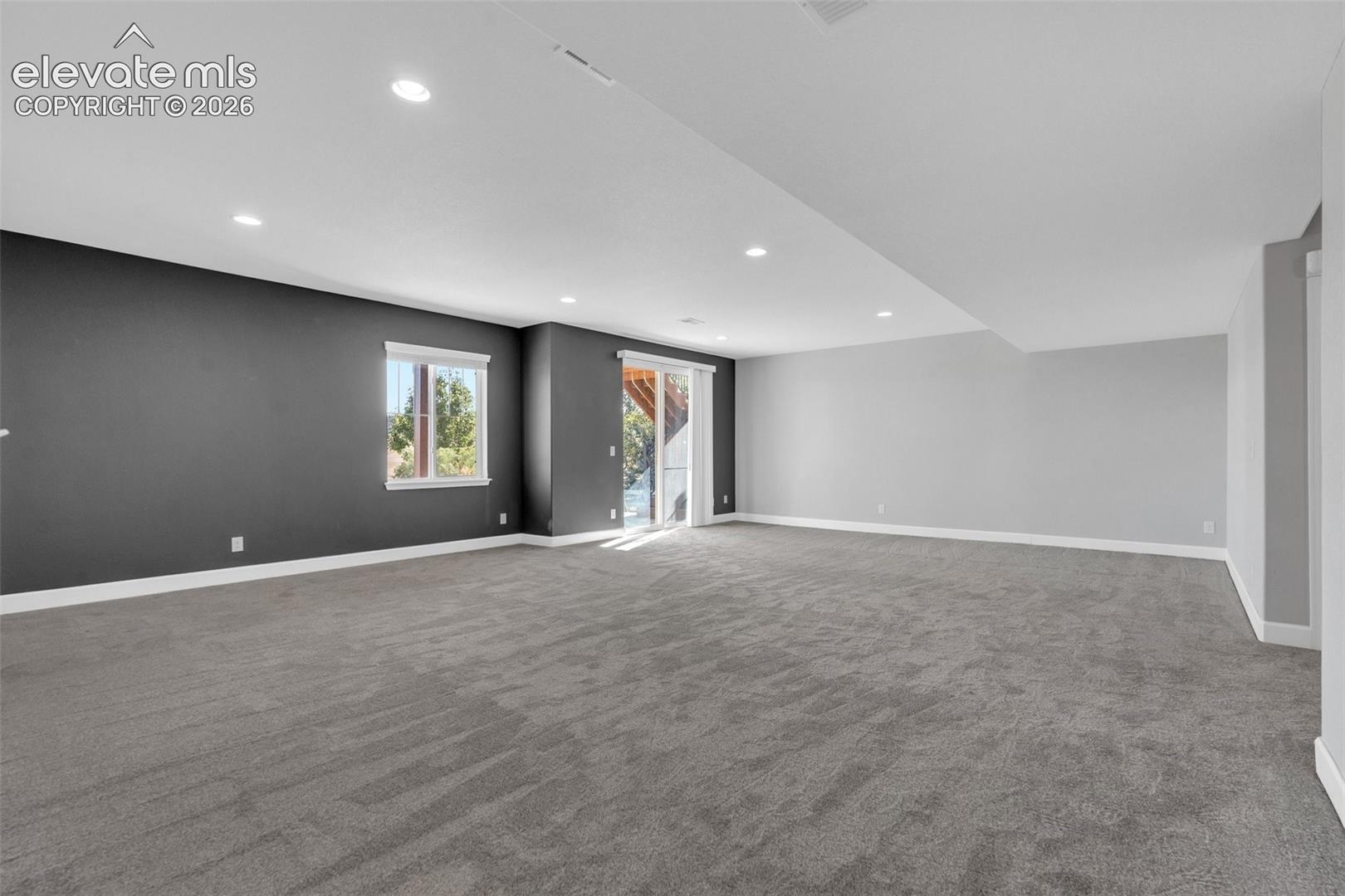 Listing photo 46 for 5728 Clover Ridge Circle